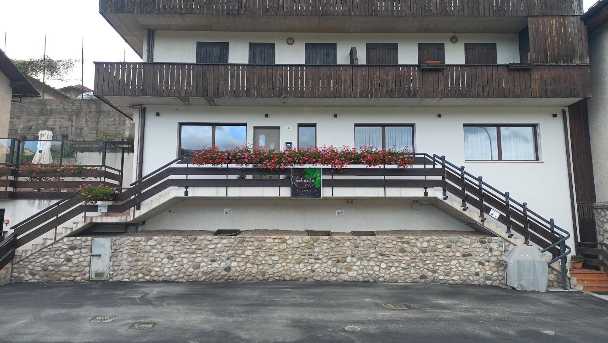Il Quadrifoglio - Alloggio Turistico Valle di Cadore Exteriör bild
